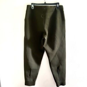 Lululemon Athletica Olive Scuba Jogger Pant size 12